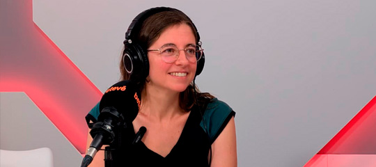 Elena Codina, pediatra especialitzada en Nefrologia Pediàtrica: “Quan respirem, no veiem la contaminació, no ens taquem ni ens mullem. És un dany invisible”